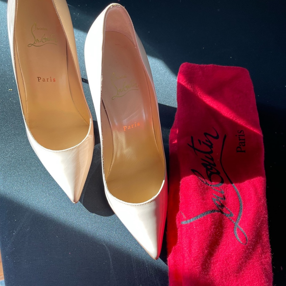 Christian Louboutin Blush Pink Heels - Picture 3 of 6